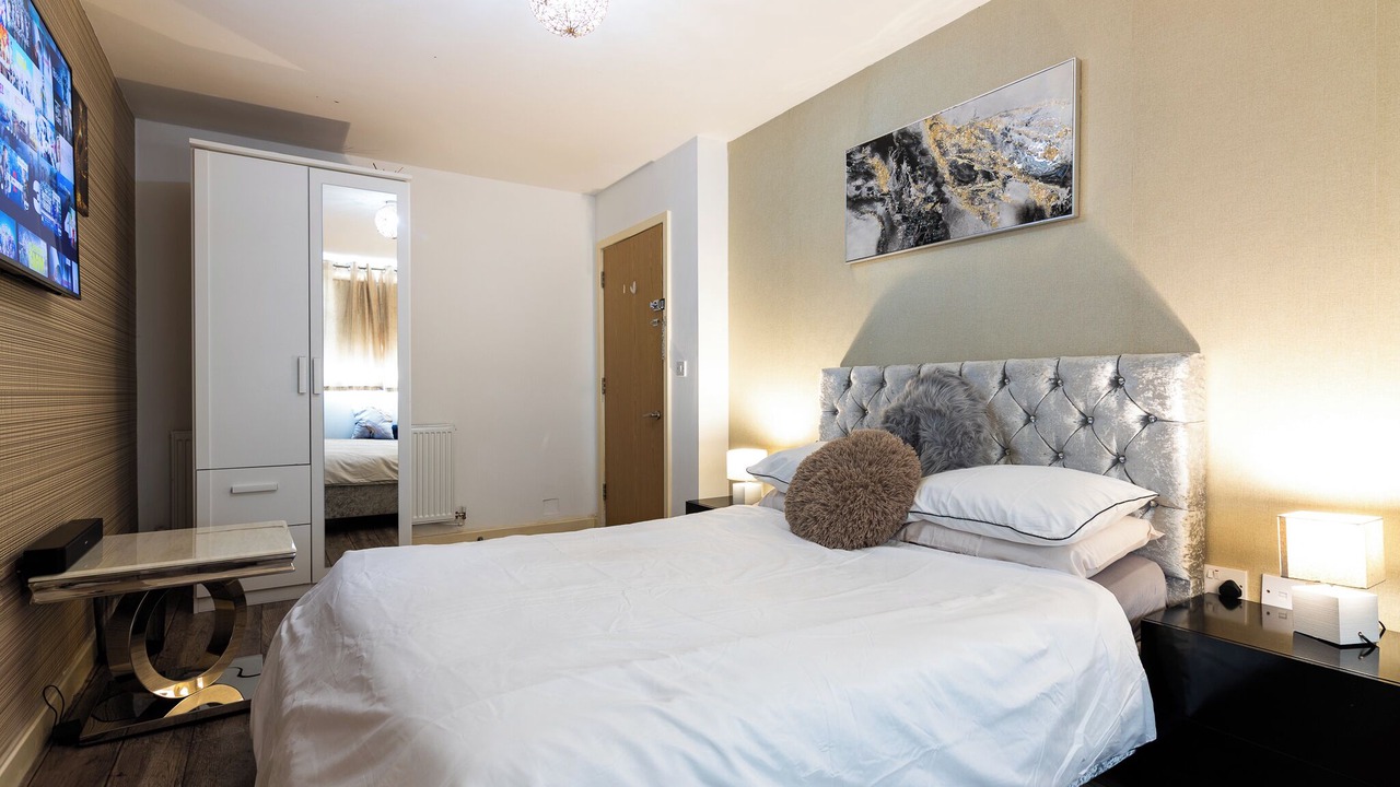 Photo of Bedroom in Rusholme