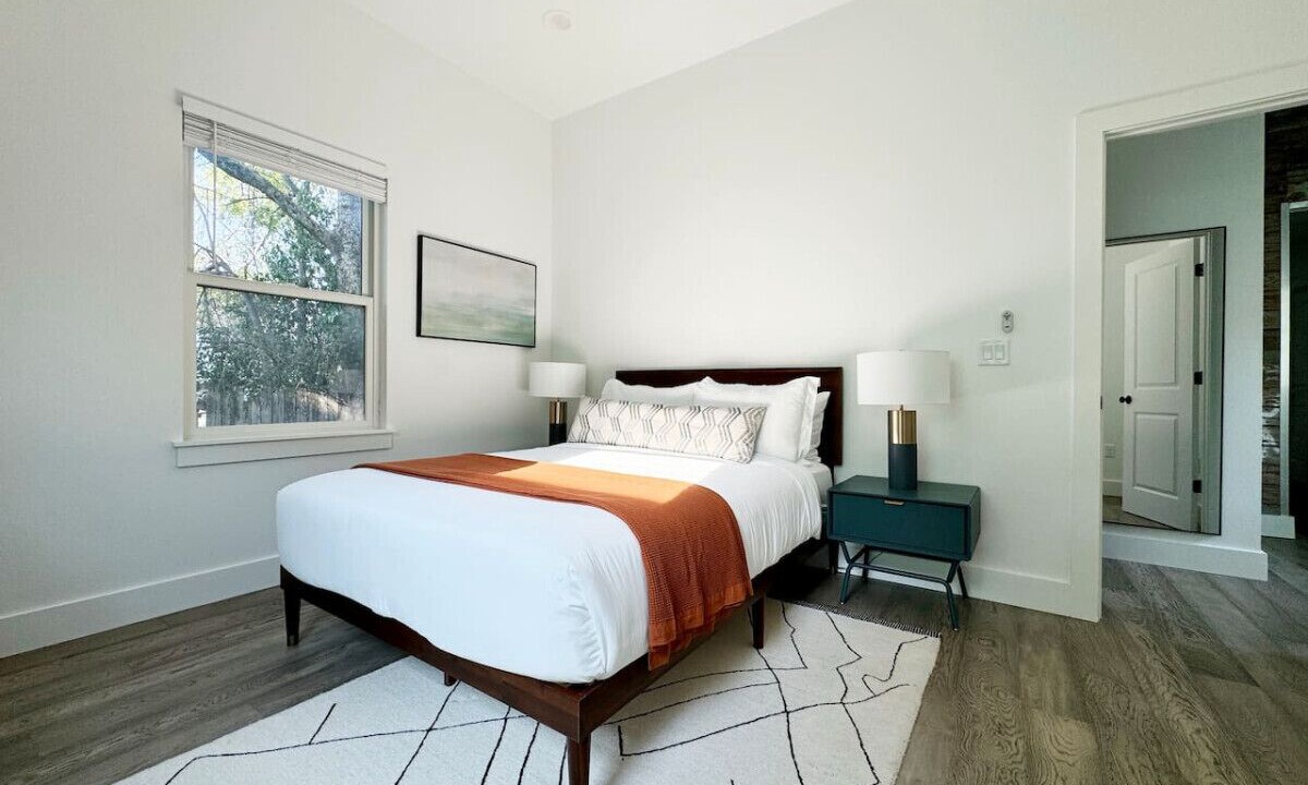 Photo of Bedroom in North University