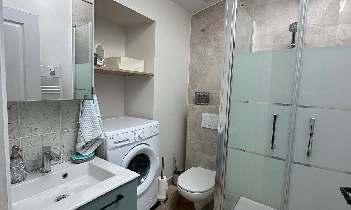 Photo of Bathroom in Magagnosc