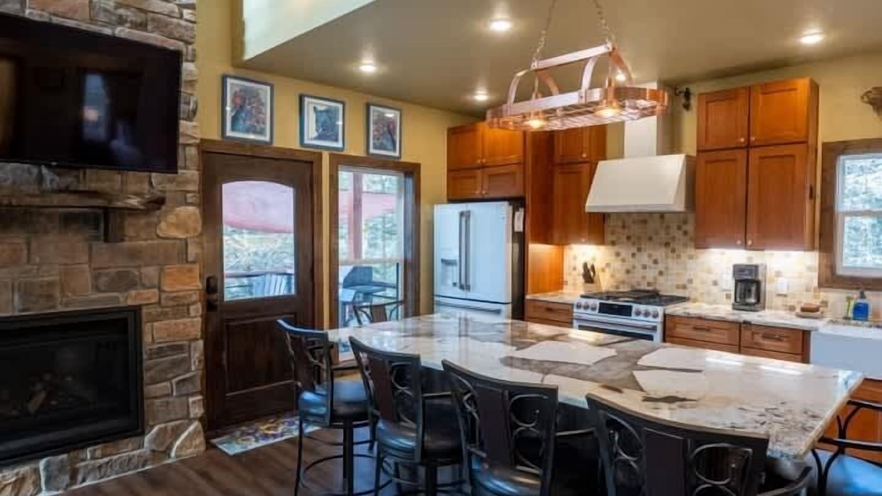 Photo of Kitchen in Eureka Springs