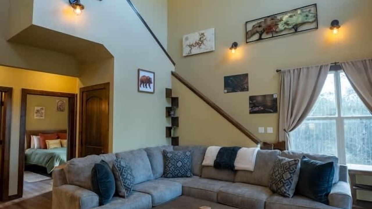 Photo of Livingroom in Eureka Springs