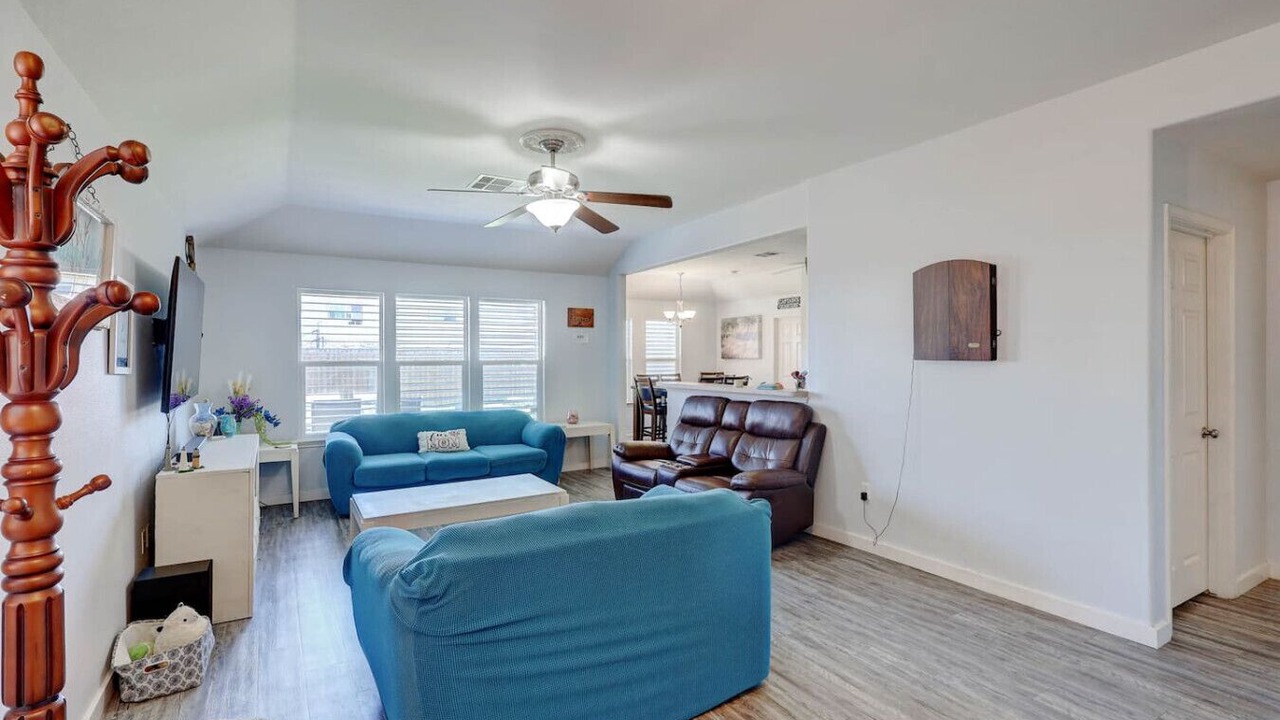Photo of Livingroom in Aransas Pass