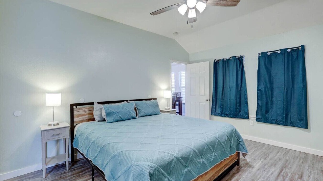 Photo of Bedroom in Aransas Pass