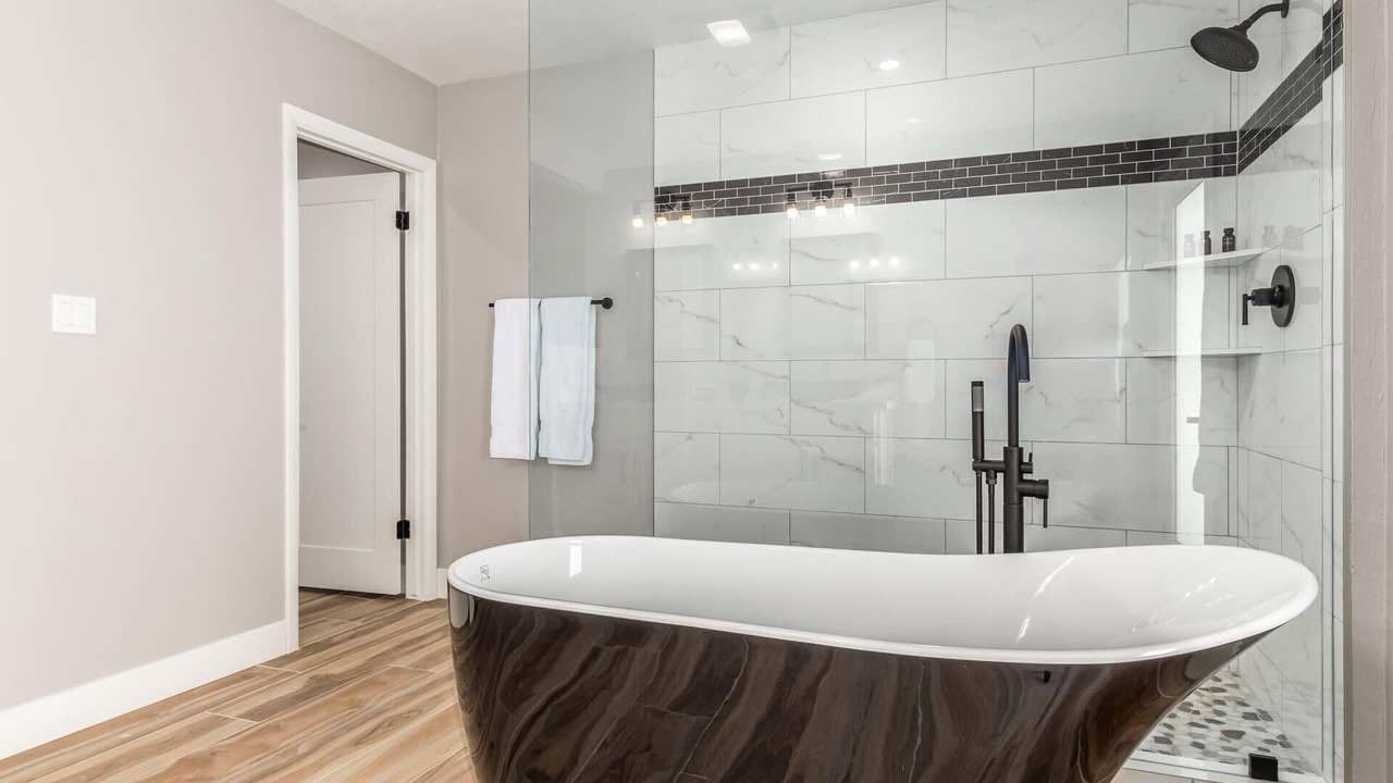 Photo of Bathroom in Avant