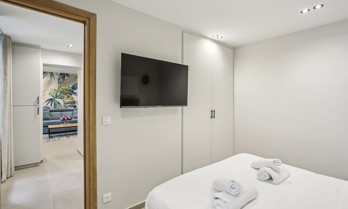 Photo of Bedroom in Arts-et-Metiers