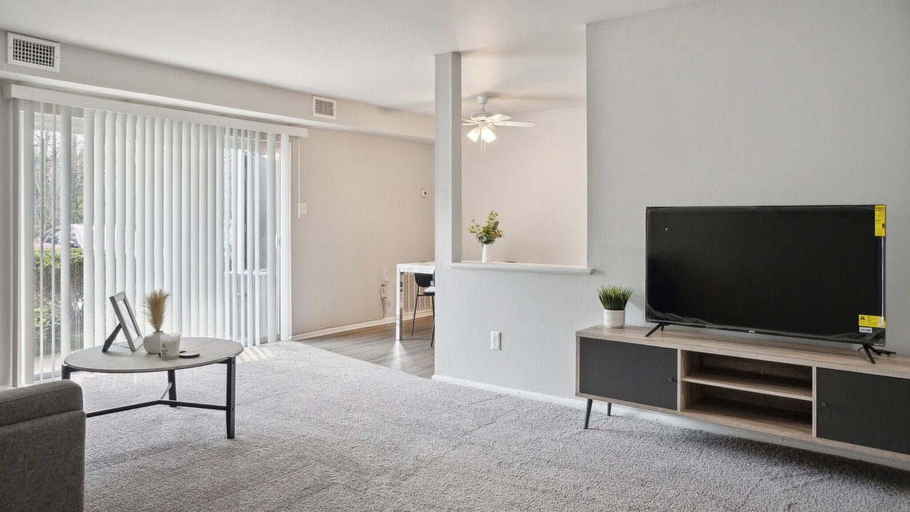 Photo of Livingroom in Edgemoor