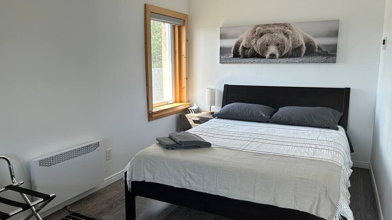 Photo of Bedroom in Grandes-Bergeronnes