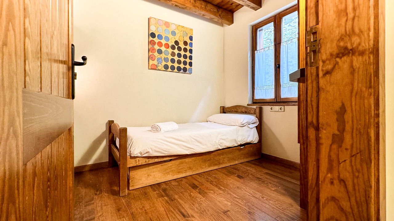 Photo of Bedroom in Llivia