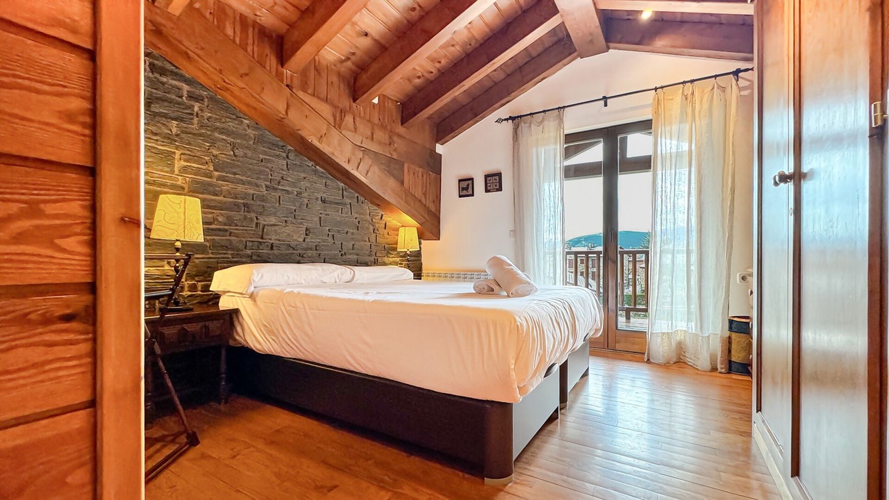 Photo of Bedroom in Llivia