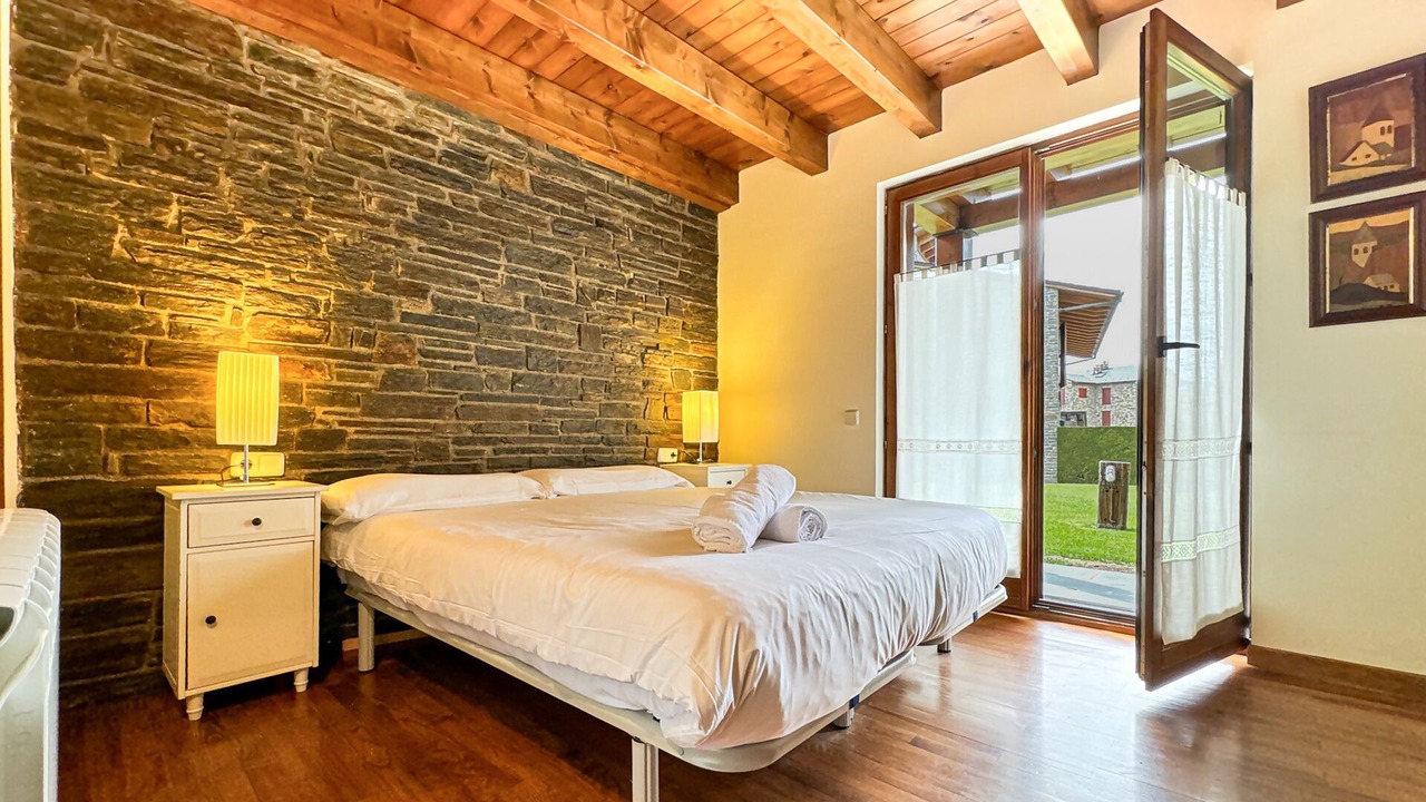 Photo of Bedroom in Llivia