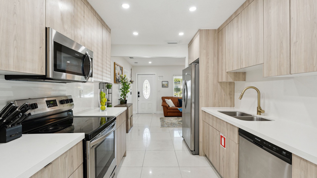 Photo of Kitchen in Oakland Park