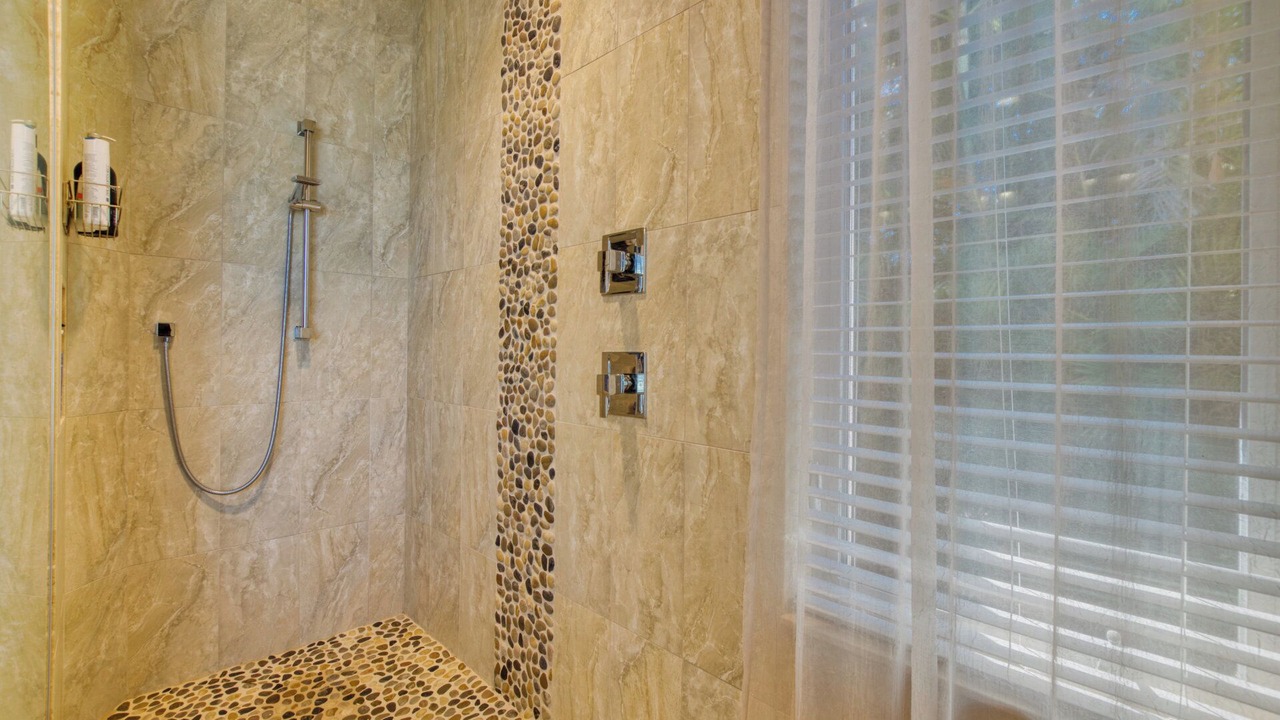 Photo of Bathroom in Eight Lakes