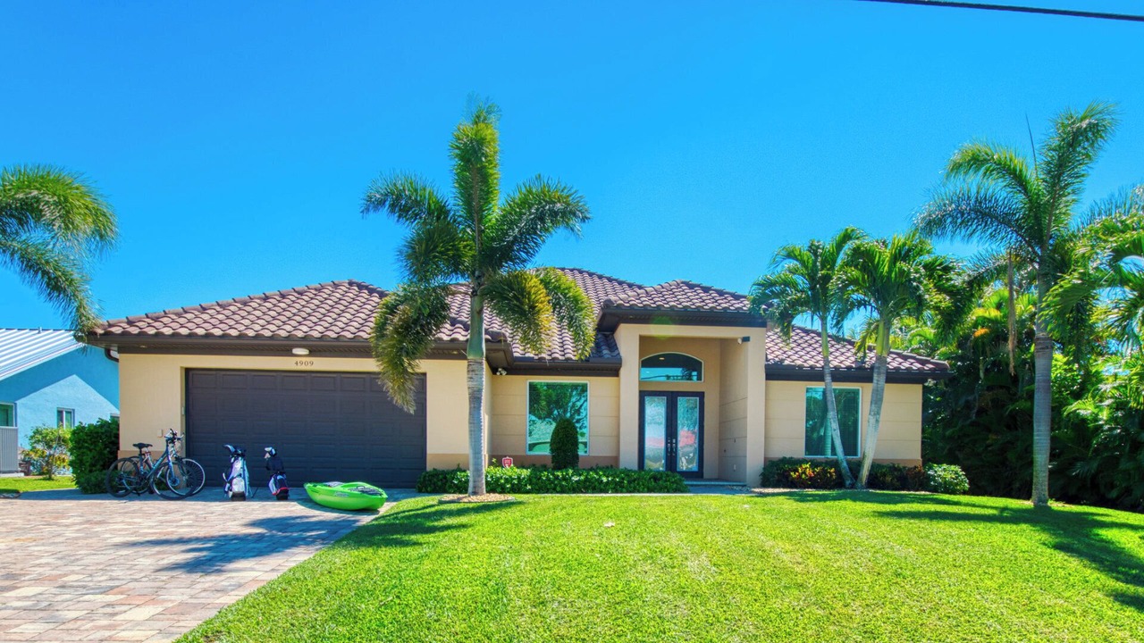 Photo of Outdoor in Eight Lakes