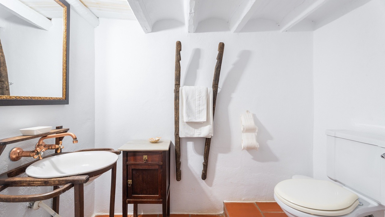 Photo of Bathroom in La Torre d'En Besora