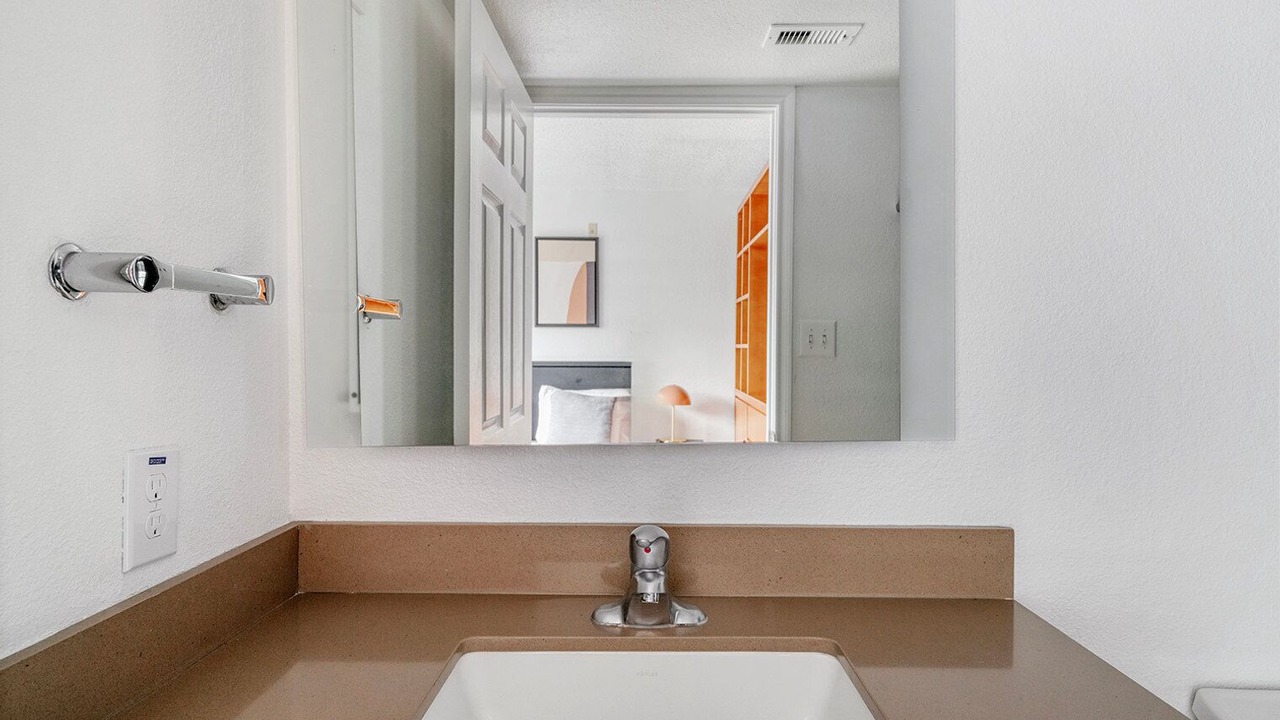 Photo of Bathroom in Gateway