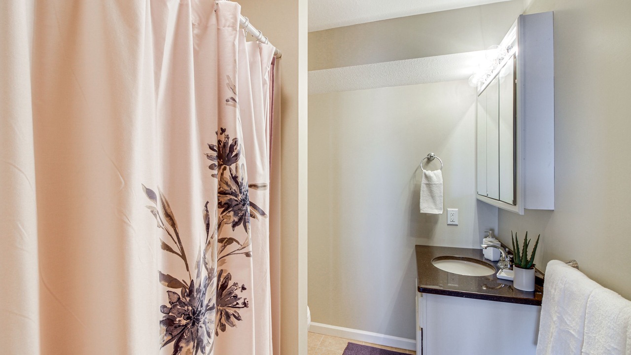 Photo of Bathroom in Alexandria