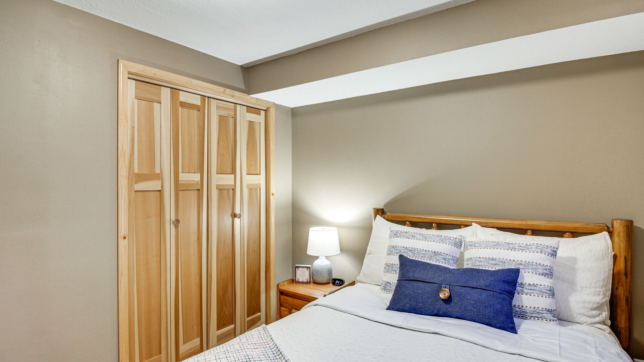 Photo of Bedroom in Alexandria