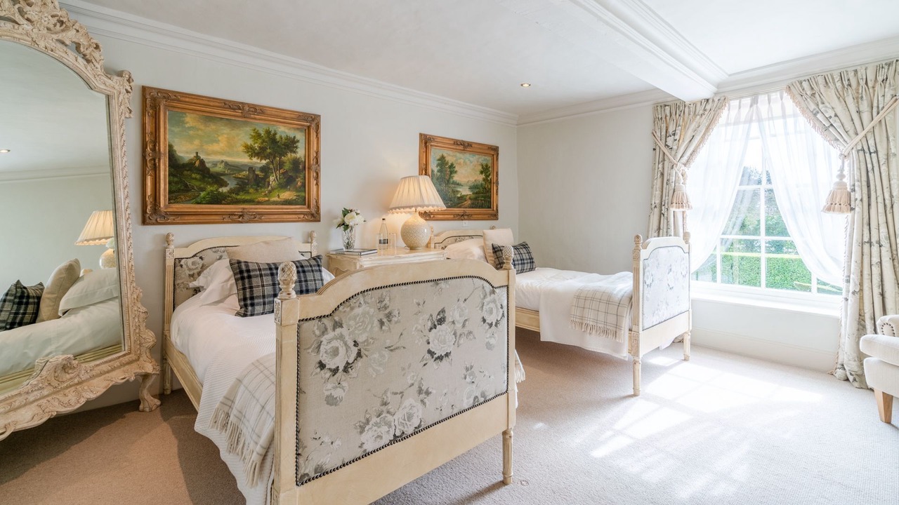 Photo of Others in Grimley