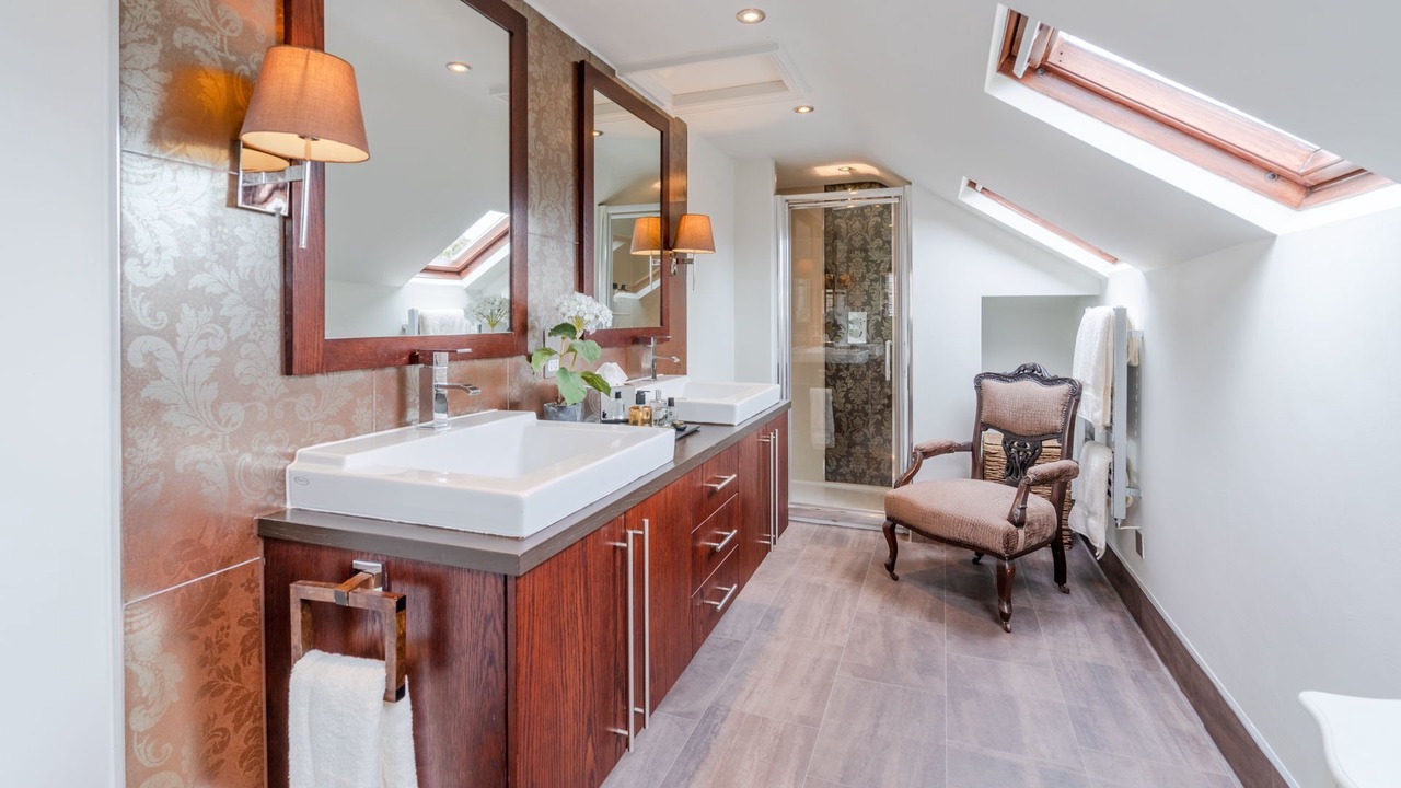 Photo of Others in Grimley