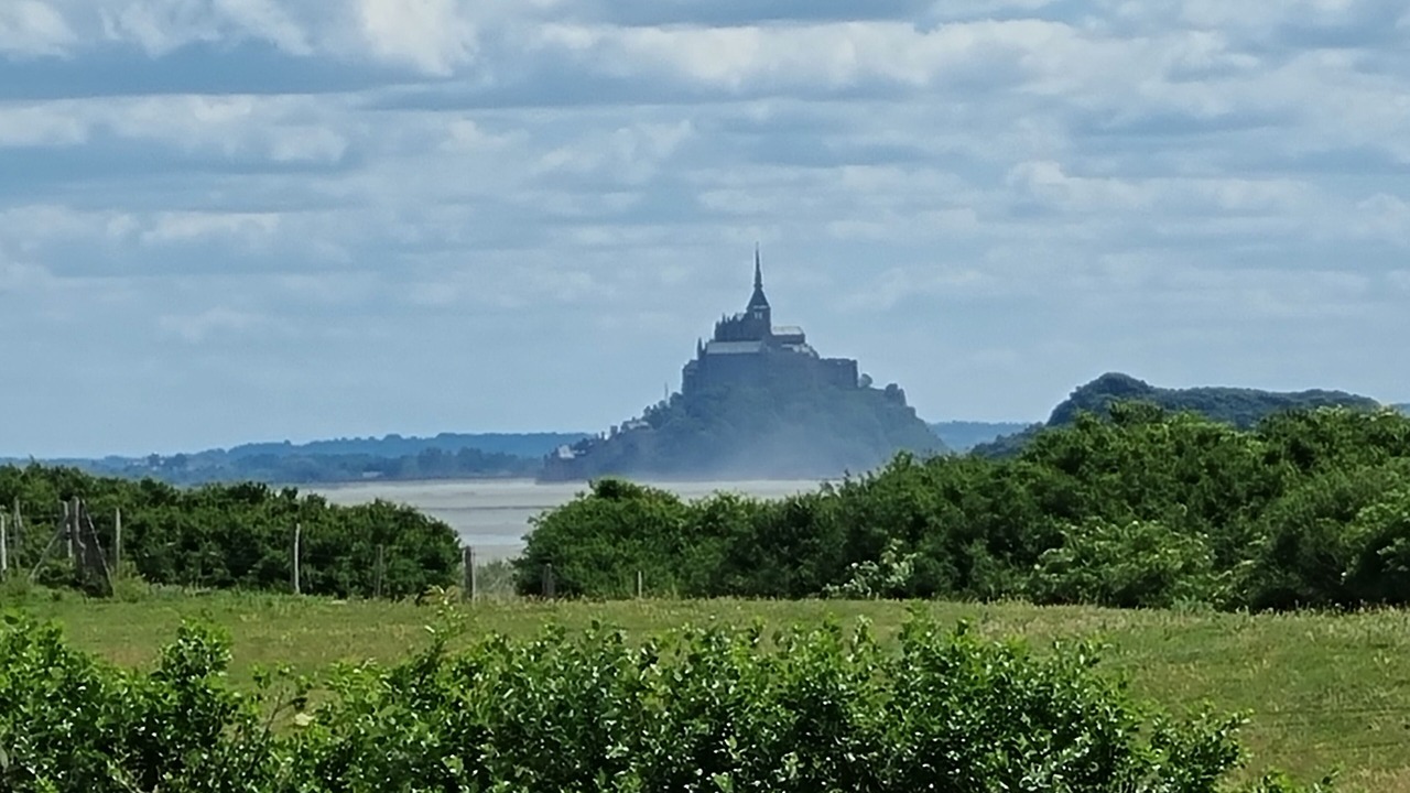 Photo of Others in Le Val-Saint-Pere