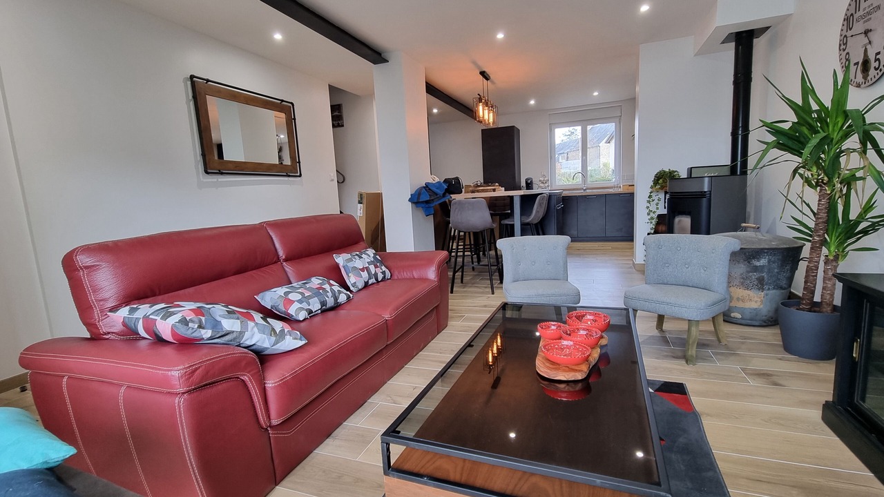 Photo of Livingroom in Le Val-Saint-Pere