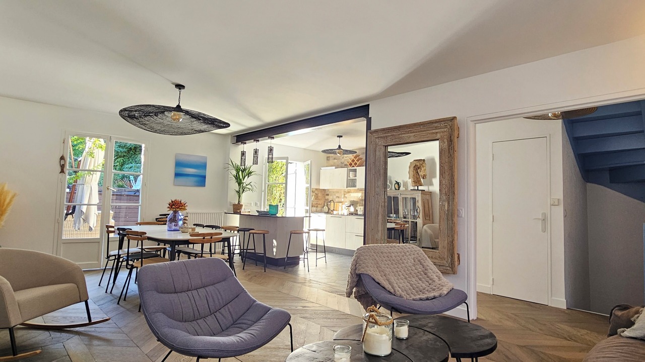 Photo of Livingroom in Saint-Arnoult