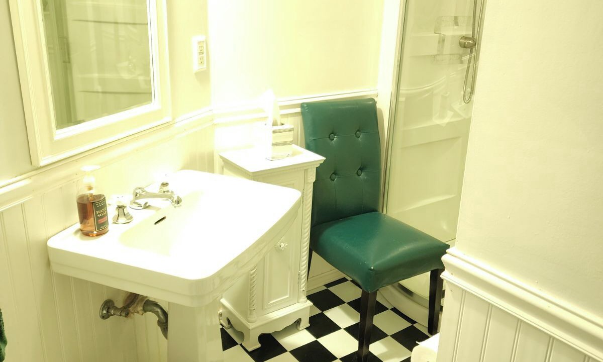 Photo of Bathroom in Perry