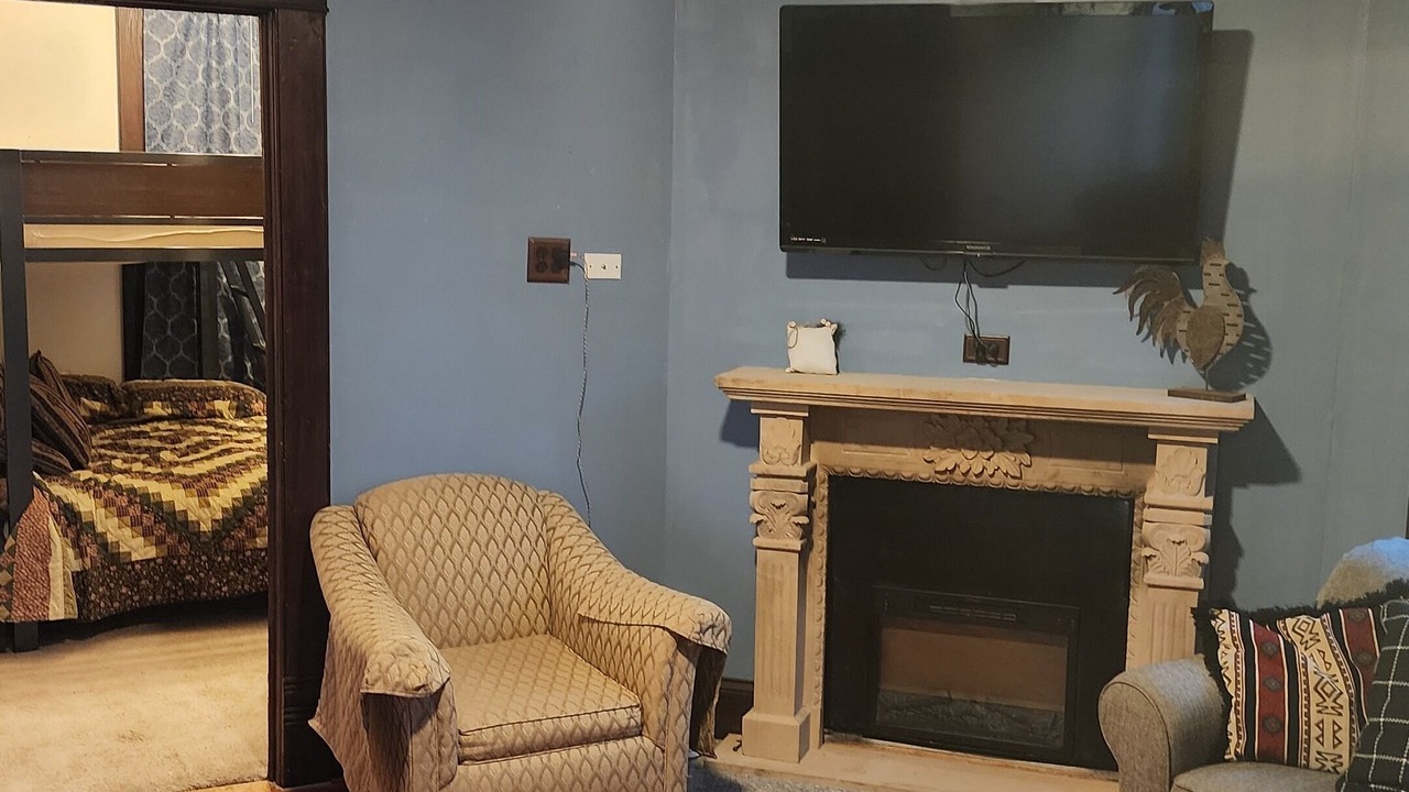 Photo of Livingroom in Perry