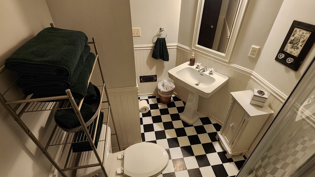 Photo of Bathroom in Perry