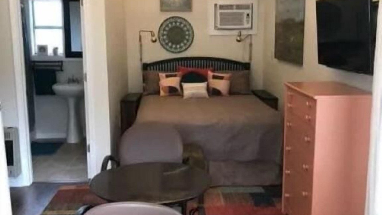 Photo of Bedroom in Freetown - Port Rico