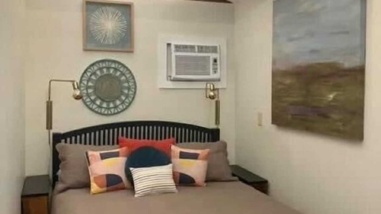 Photo of Bedroom in Freetown - Port Rico