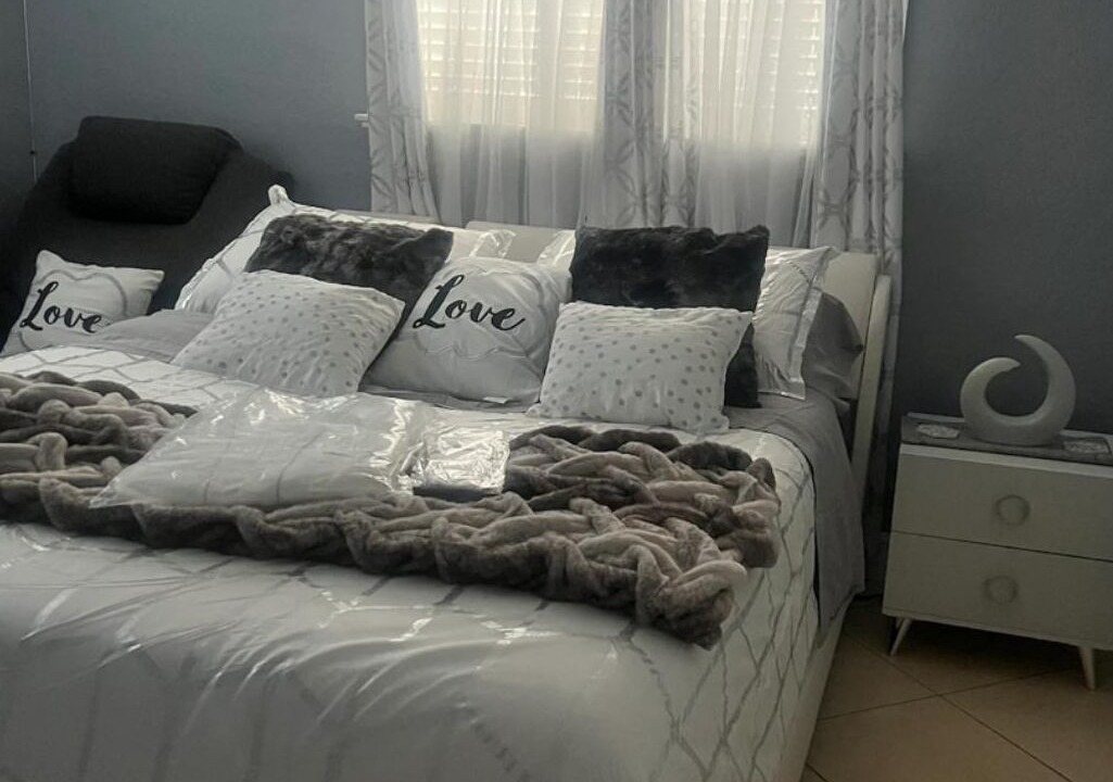 Photo of Bedroom in Olympia Heights