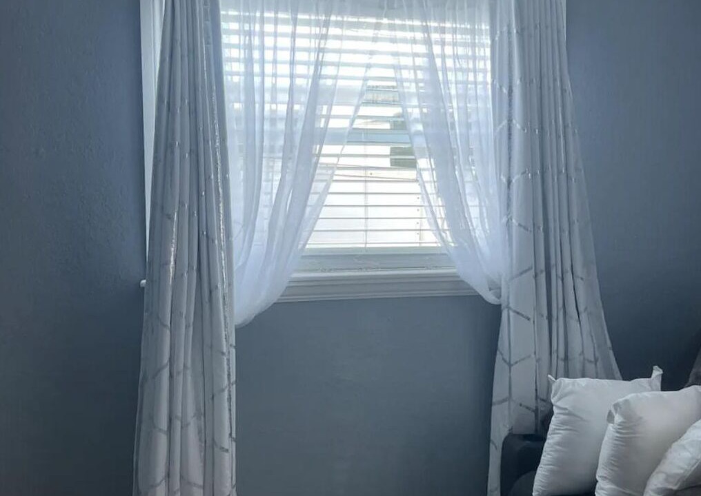 Photo of Bedroom in Olympia Heights