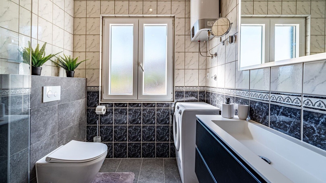 Photo of Bathroom in Seget