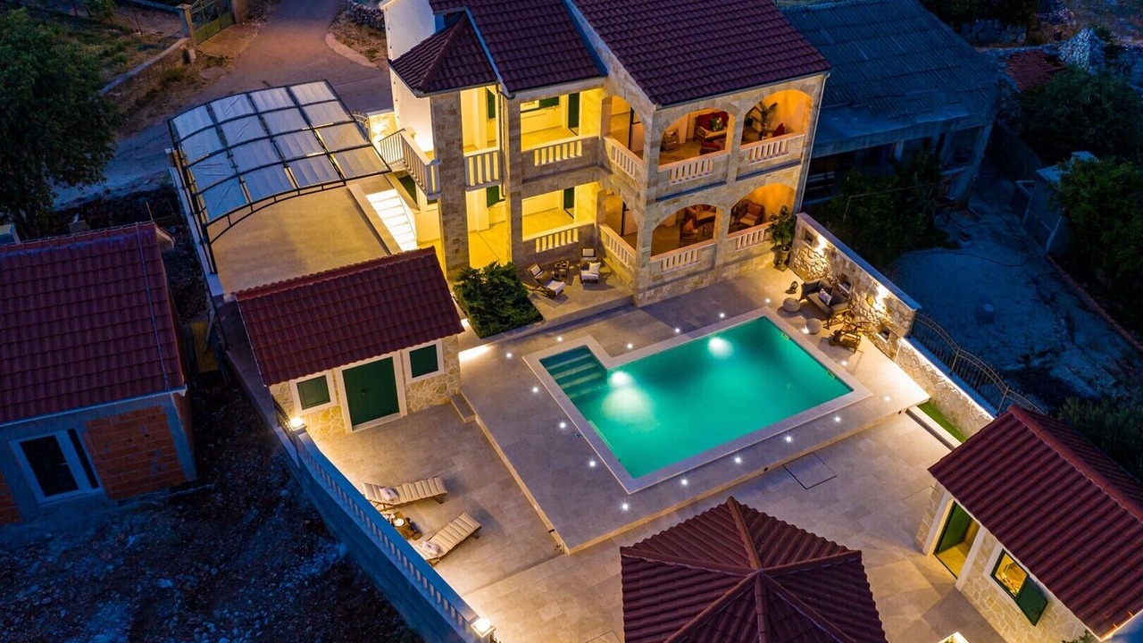 Photo of Outdoor in Seget