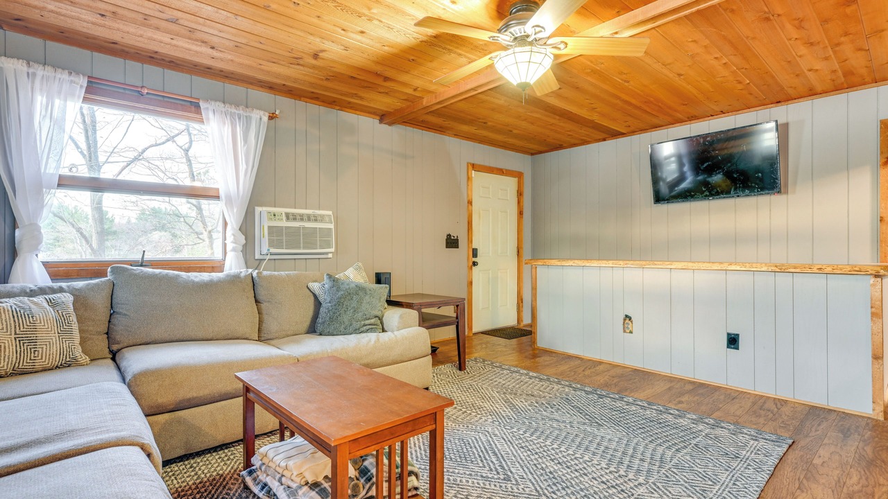 Photo of Livingroom in Lake