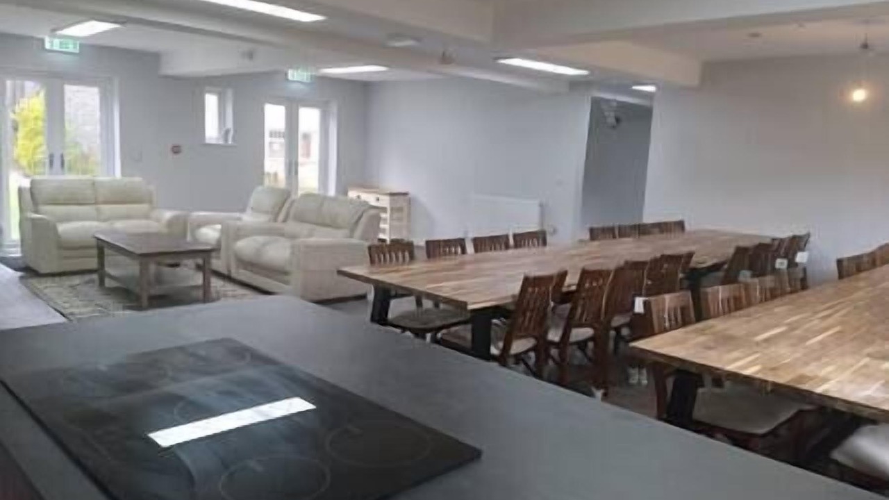 Photo of Others in Bont Newydd