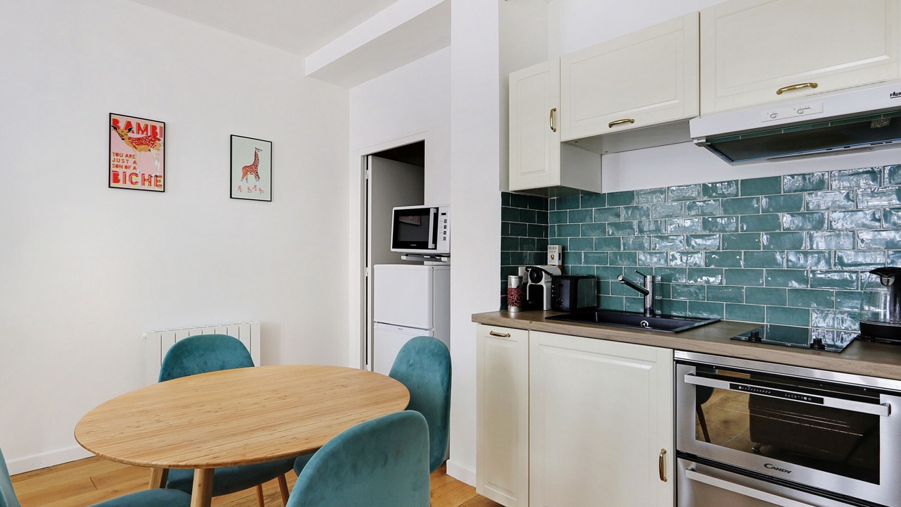Photo of Kitchen in Quartier de l'Ecole-Militaire