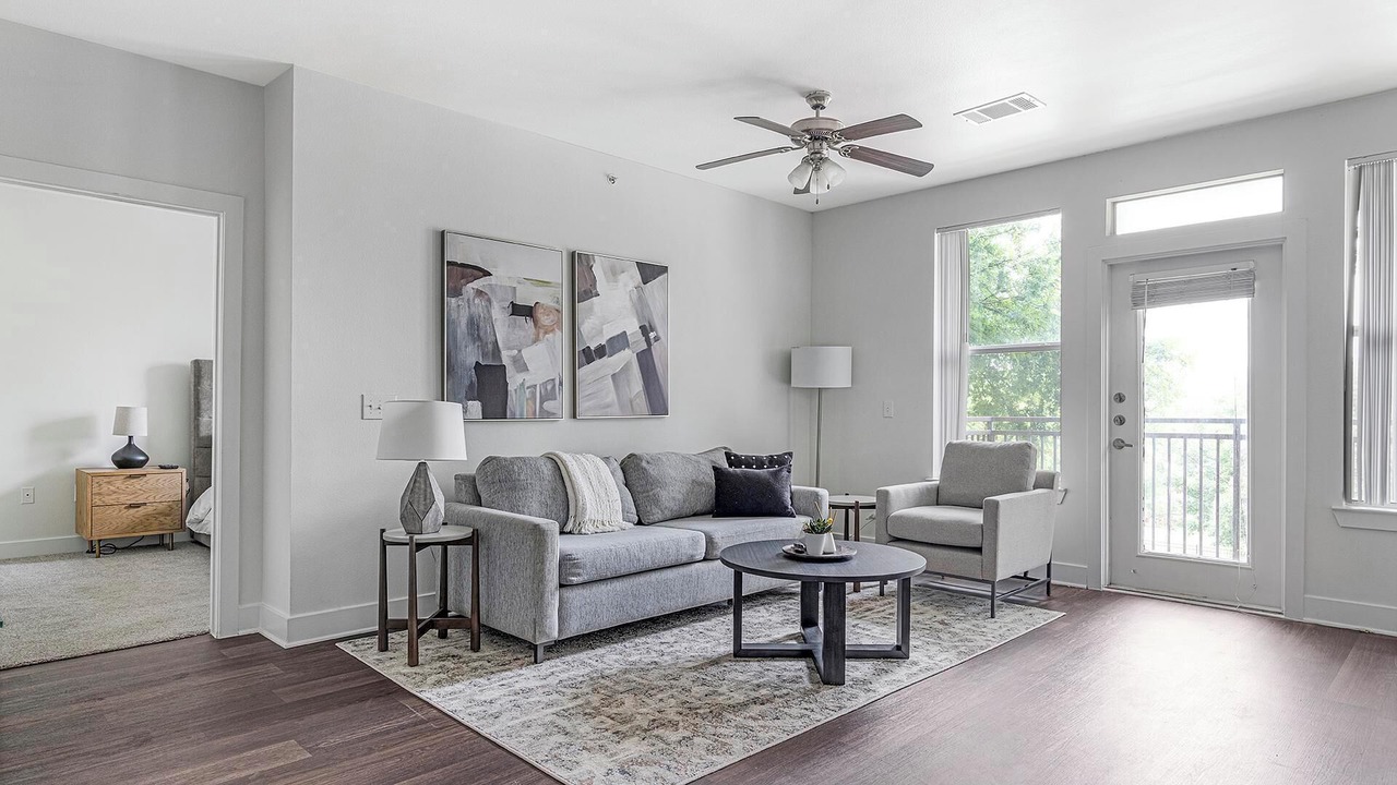 Photo of Livingroom in Irving