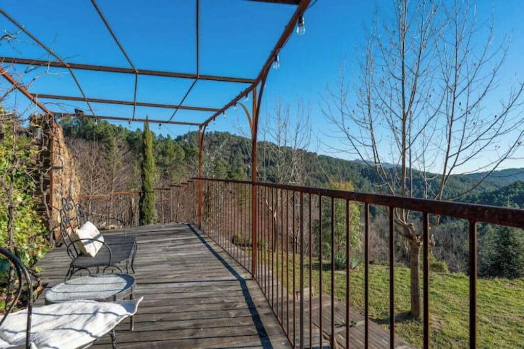 Photo of Patio Balcony in Genolhac