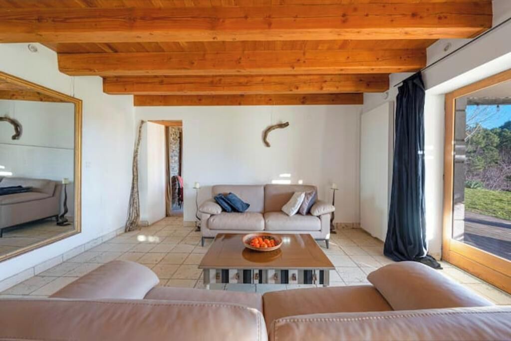 Photo of Livingroom in Genolhac