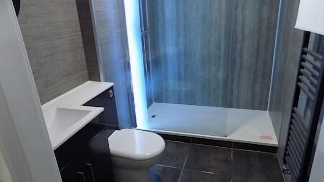 Photo of Bathroom in Bontnewydd