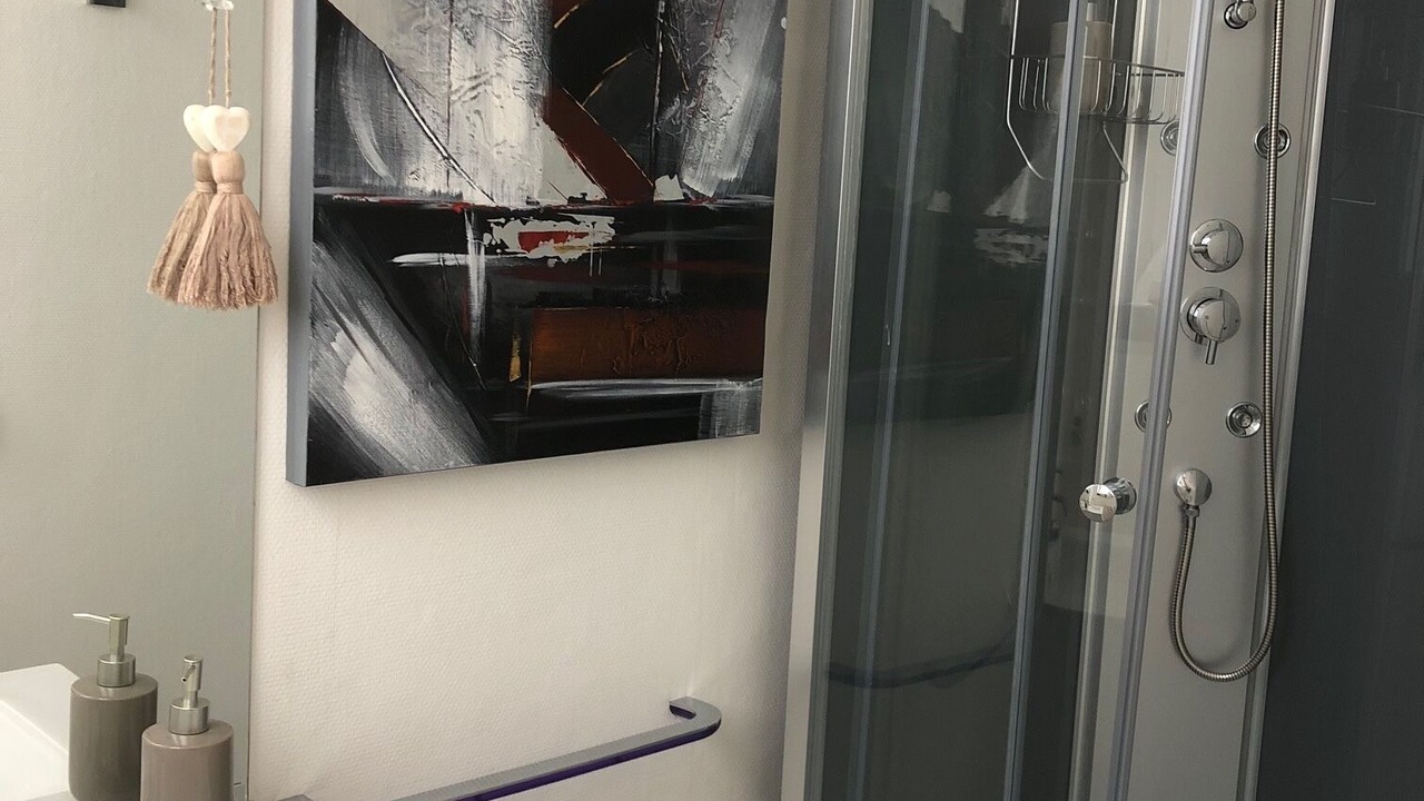 Photo of Bathroom in Le Pouliguen