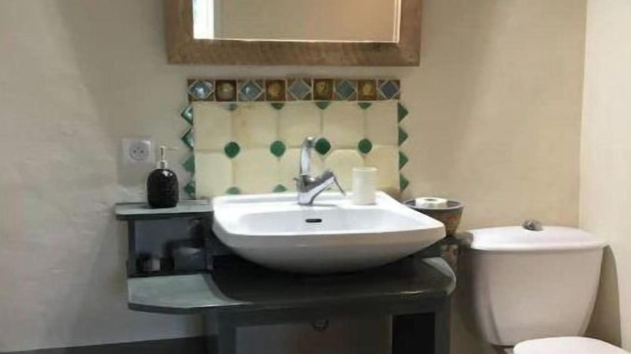 Photo of Bathroom in Limoux