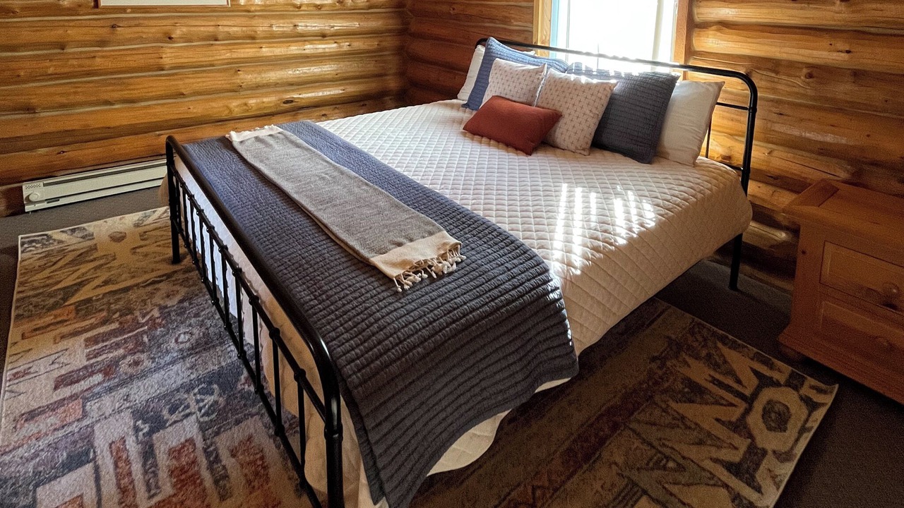 Photo of Bedroom in Daggett County