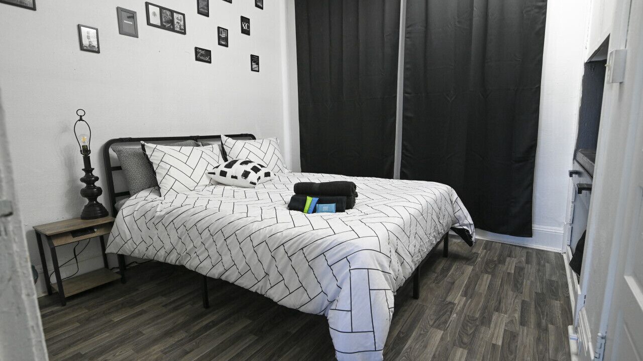 Photo of Bedroom in East Cleveland