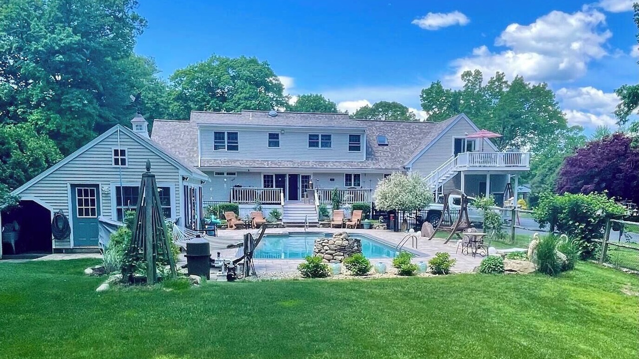 Photo of Others in Salisbury