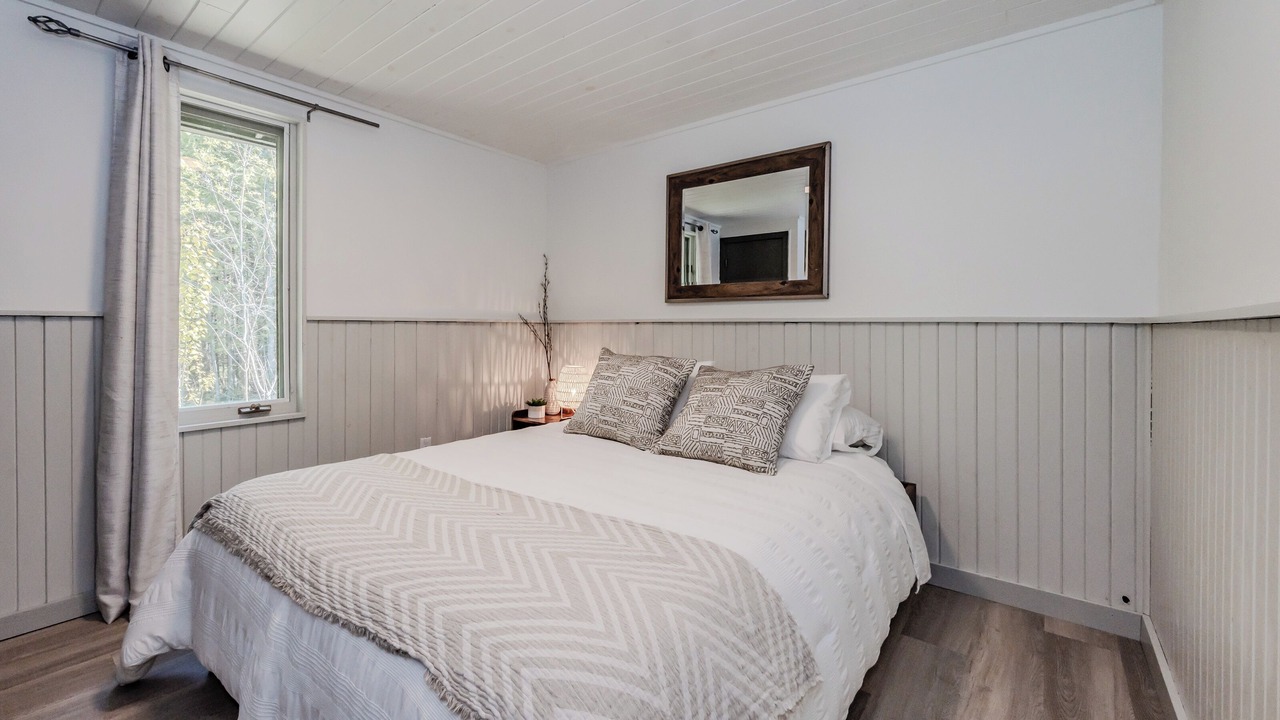 Photo of Bedroom in Northern Bruce Peninsula
