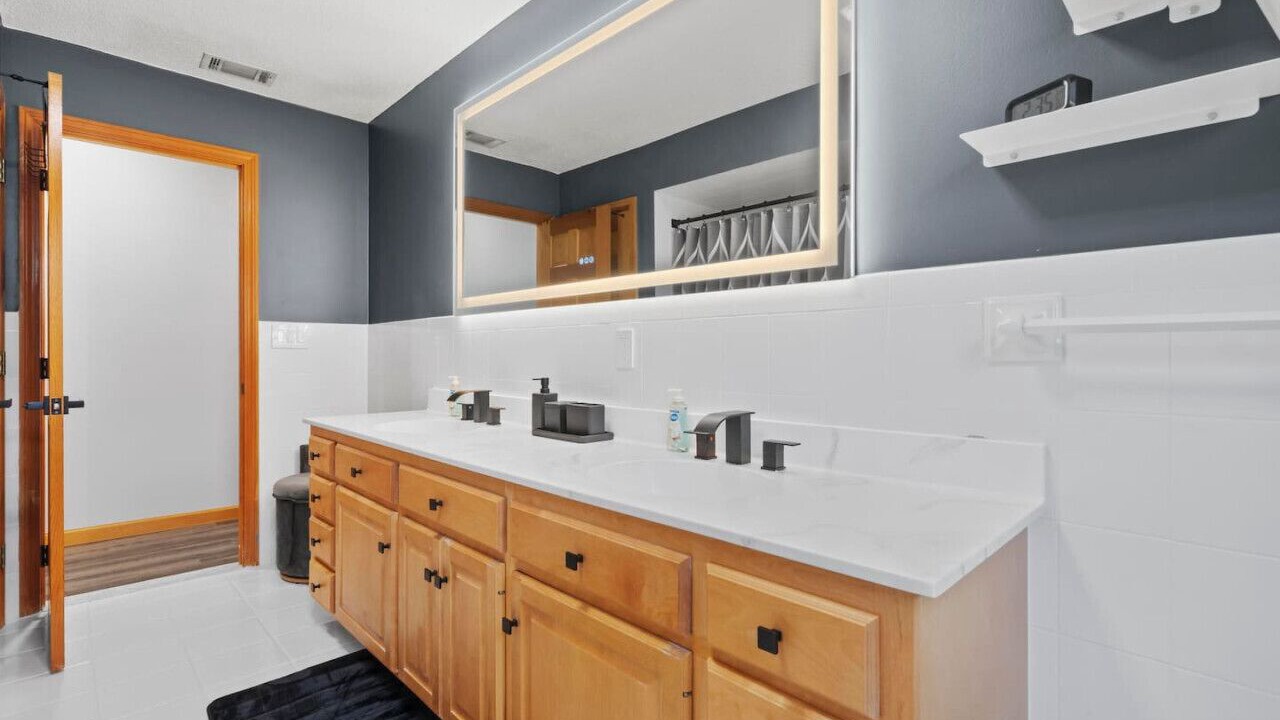 Photo of Bathroom in Middletown