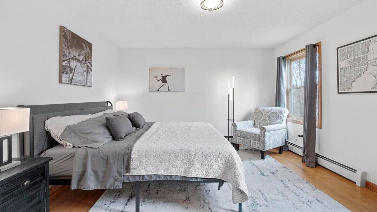 Photo of Bedroom in Middletown